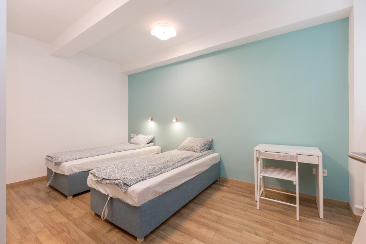 Ferienwohnung Minimalist Styled Tiny Ap @New York Cafe Budapest Exterior foto